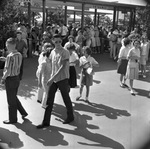 Crowds coming through the entrance to Six Flags Over Texas