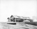 The River Crest Country Club clubhouse shortly after construction