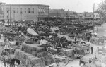 A street scene on market day in Weatherford, Texas