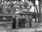 W. L. Pier, Amon G. Carter, William I. Myers, Harry H. Wilkinson, A. E. Thomas, Dr. Webb Walker, Albert C. Williams, J. B. Hogsett, and Raymond Gee at Shady Oak Farm