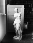 Venus de Milo statue