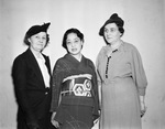 Women on Japan-related tour of the United States