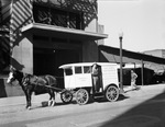 Star-Telegram horse-drawn delivery wagon supplies downtown salesmen