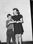 Jane Venita Saunders, 9, and Tom B. Saunders, 7