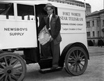 Star-Telegram horse-drawn delivery wagon supplies downtown salesmen