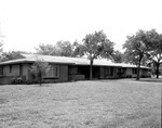 Ranch-style home of Mr. and Mrs. Elton M. Hyder Junior, Fort Worth, Texas