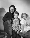 Mrs. Harry Williams and her children, Lonnie and Sharry