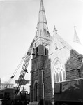 Workmen remove 43-year-old bells from the old First Presbyterian Church in Fort Worth, Texas