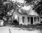 First brick house in Fort Worth, now home of Paul DeClevas at 904 Penn Street, Fort Worth, Texas (1956)