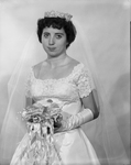 Mrs. J. Monroe Thomas, bride, former Va. Kay Davis