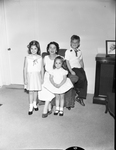 Mrs. J. Albert Dickie with children, left-right Alice Marie, Margaret and John Albert, visit from Kermit