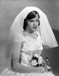 Mrs. Kenneth L. Knowles, Formerly Miss Mary Kuehn, is Married