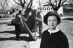 Miss Helen Keith; Moving harp by Harry Cabluck