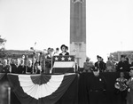 Unveiling of Will Rogers statue and painting by W. D. Smith